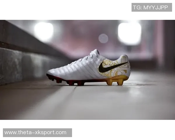 拉莫斯足球鞋的传奇之路与技术创新背后的故事 拉莫斯足球鞋的传奇之路与技术创新背后的故事