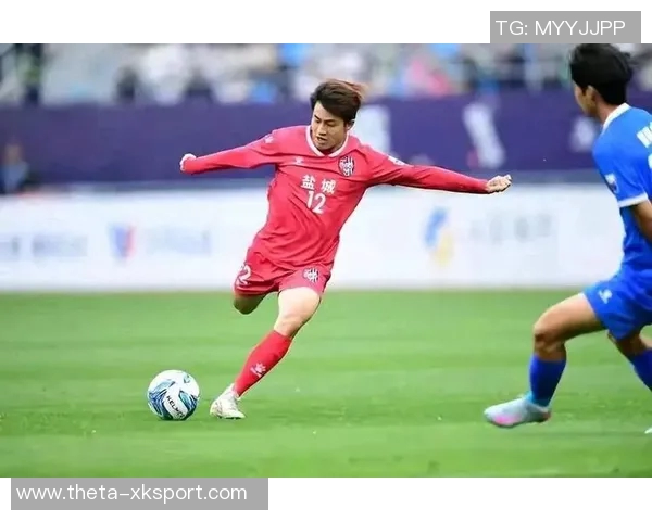 陈家亮在足球领域的崛起与成就探索以及对未来发展的展望与思考